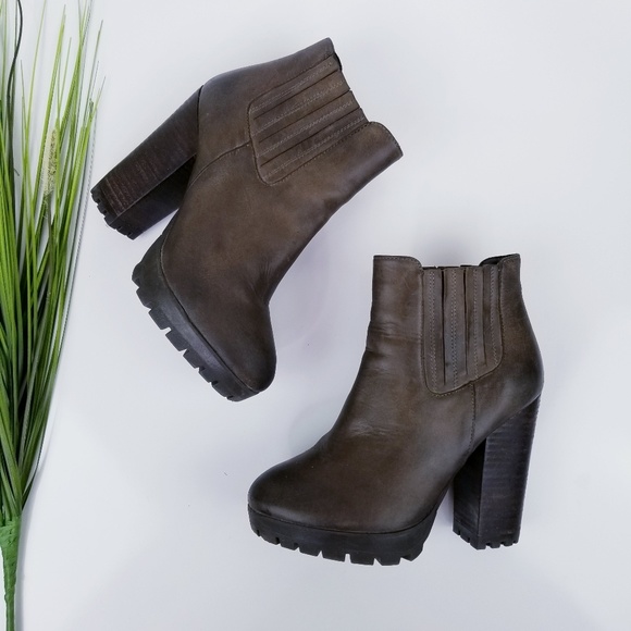 Steve Madden Shoes - Steve Madden Gabrella Ankle Boots  Sz 6.5